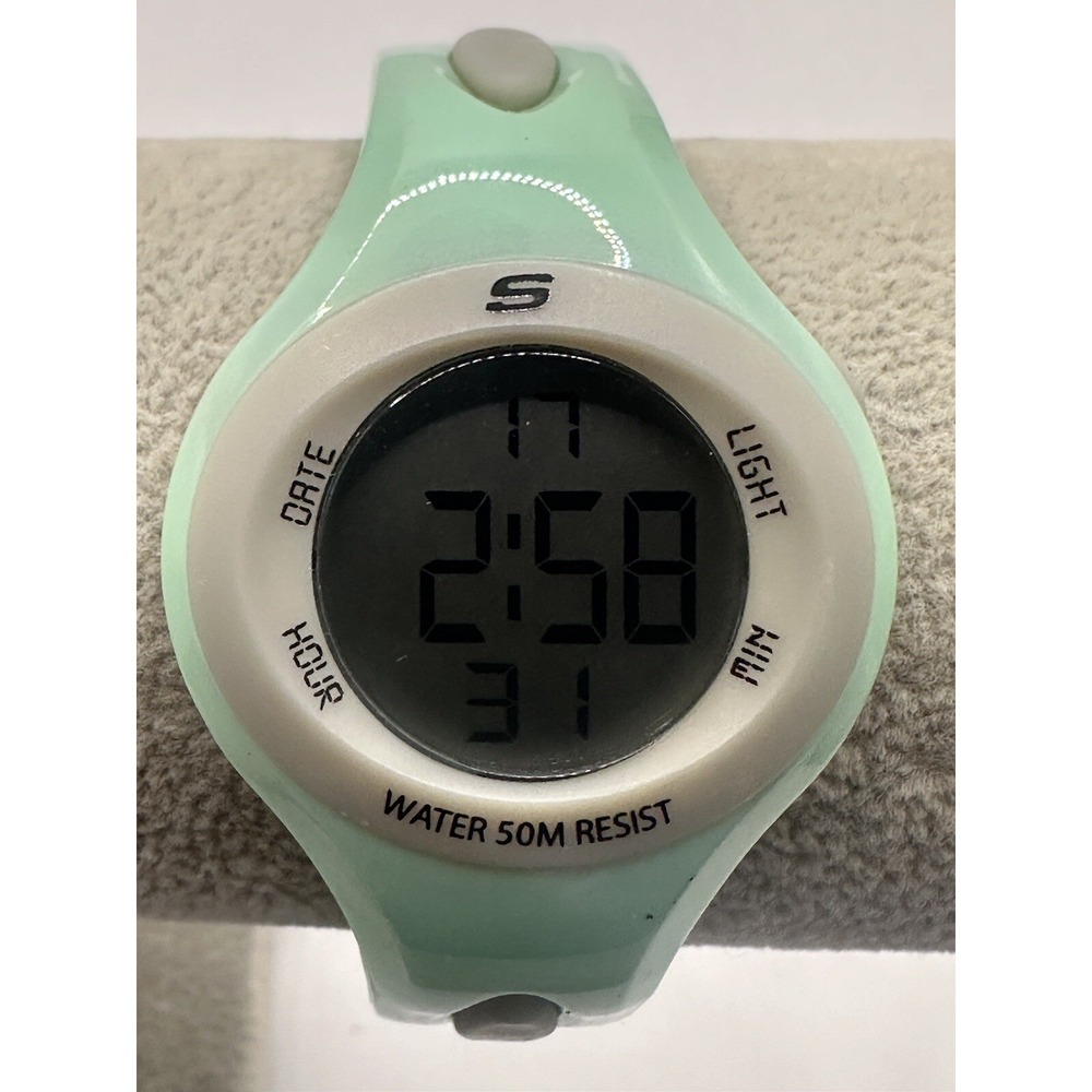 Sketchers Womans Digital Watch Green sr2021a Working 34MM 7.5 X